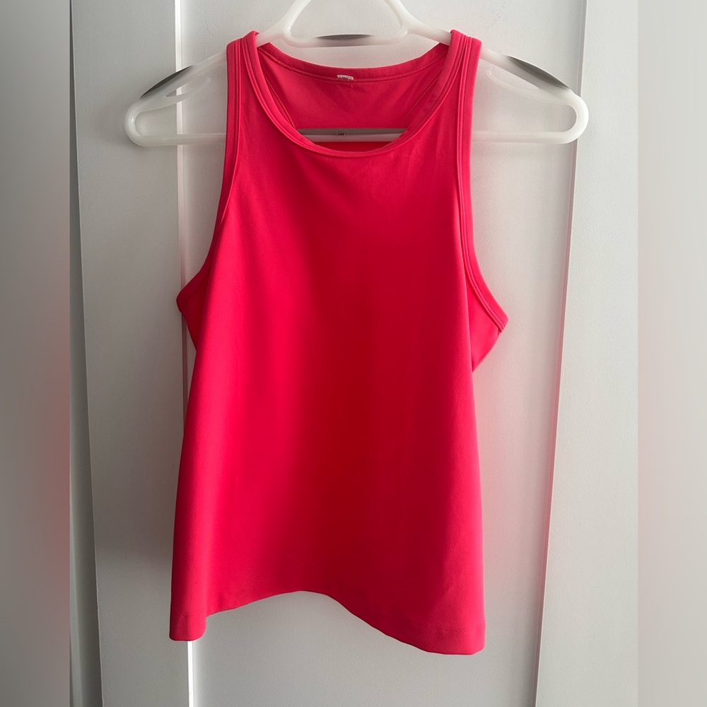 Lululemon Align Waist Length RacerbackTank Lip Gloss